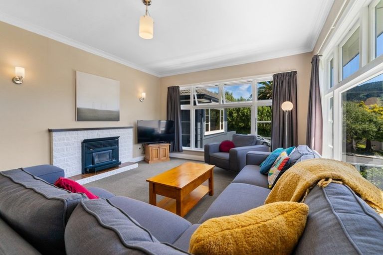 Photo of property in 14 Cecil Road, Tawa, Wellington, 5028