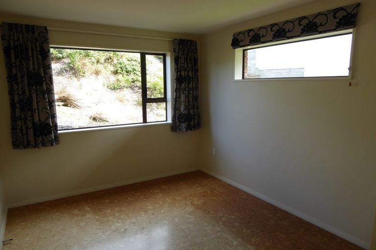 Photo of property in 16 Shortland Street, Caversham, Dunedin, 9011
