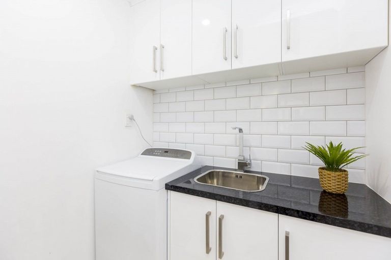 Photo of property in 2/25 Ebdentown Street, Ebdentown, Upper Hutt, 5018