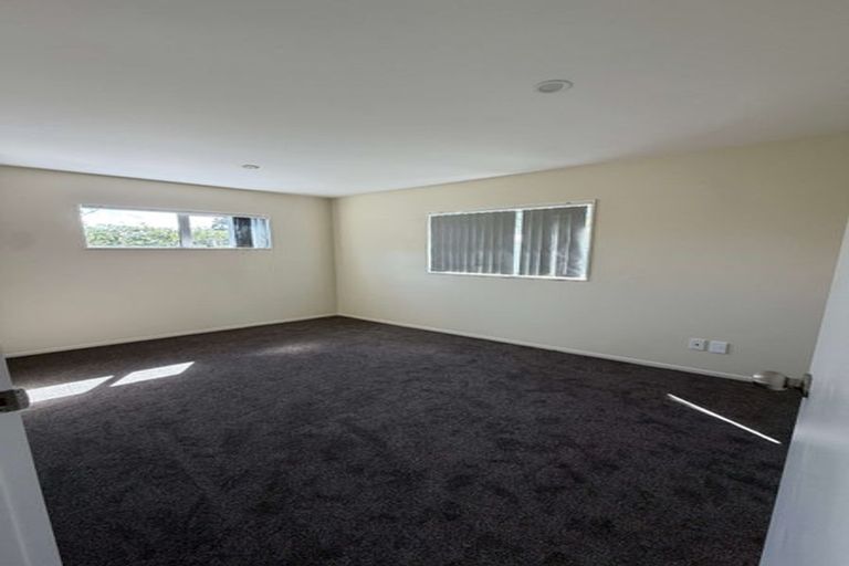 Photo of property in 16 Antalya Place, Manurewa, Auckland, 2102
