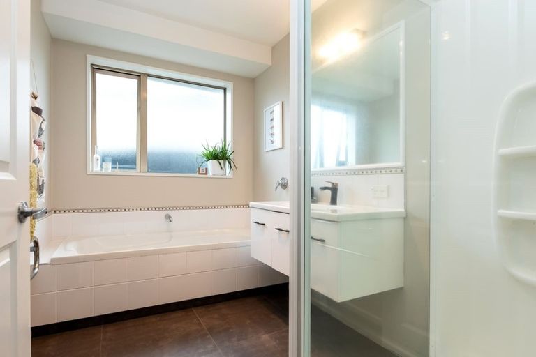 Photo of property in 9 Kingsbridge Drive, Burwood, Christchurch, 8083