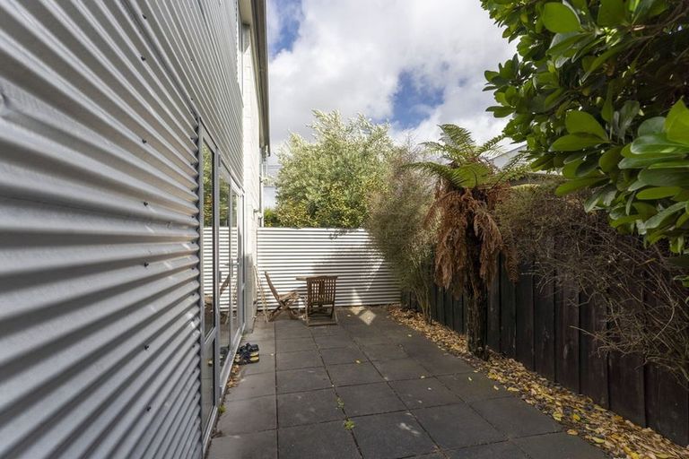 Photo of property in 94a Packe Street, Edgeware, Christchurch, 8013