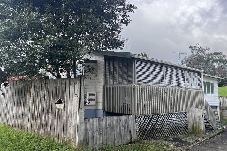 Photo of property in 41 Loughanure Place, Massey, Auckland, 0614