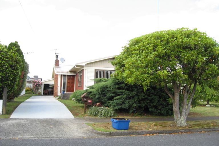 Photo of property in 32 Lawrie Avenue, Pukekohe, 2120