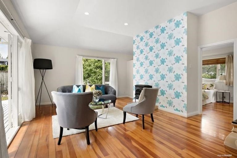 Photo of property in 12 Killarney Avenue, Torbay, Auckland, 0630