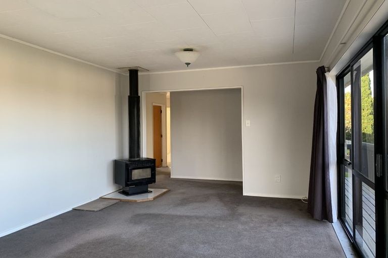 Photo of property in 78 West Harbour Drive, West Harbour, Auckland, 0618