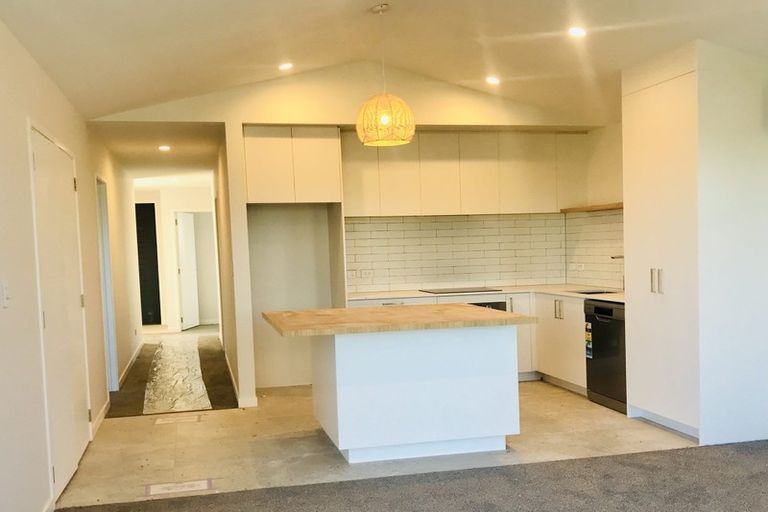 Photo of property in 19 Tangaroa Place, Poike, Tauranga, 3112