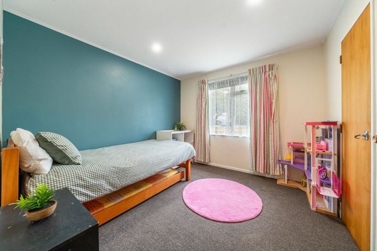 Photo of property in 39 Naenae Road, Naenae, Lower Hutt, 5011