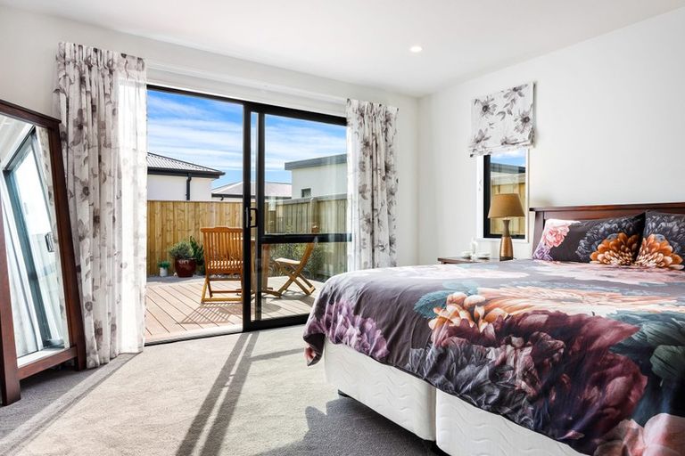 Photo of property in 10 Pakohe Street, Pegasus, 7612