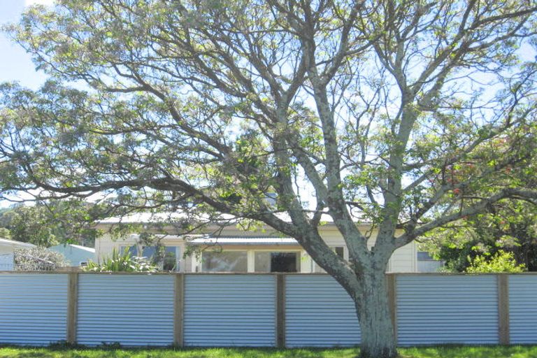 Photo of property in 54 Owen Road, Outer Kaiti, Gisborne, 4010