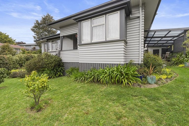 Photo of property in 2 Porritt Place, Putaruru, 3411