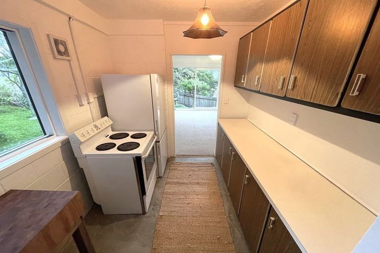 Photo of property in 1/1 Harland Street, Brooklyn, Wellington, 6021