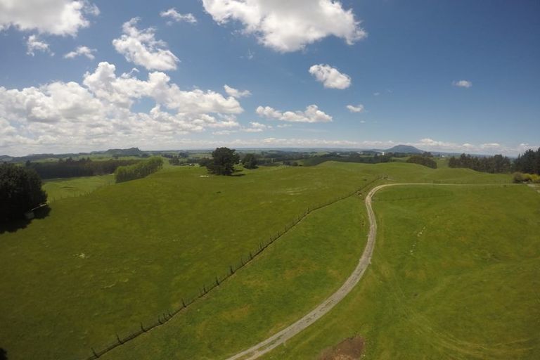 Photo of property in 102 Tuhingamata Road, Oruanui, Taupo, 3384