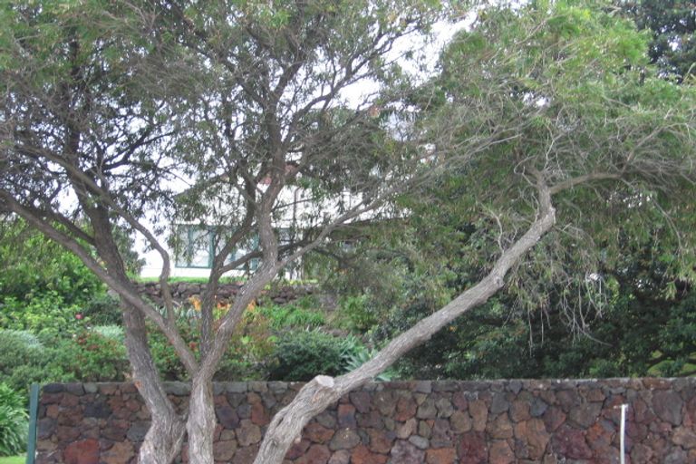 Photo of property in 83 The Parade, Bucklands Beach, Auckland, 2012