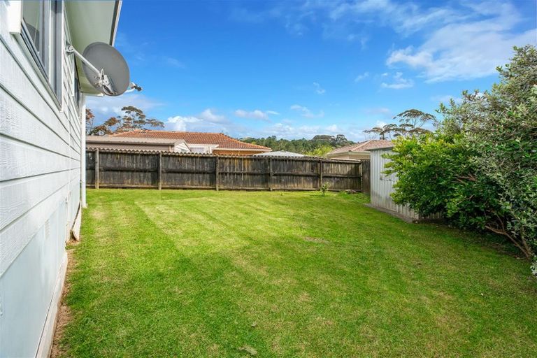 Photo of property in 106 Glen Road, Ranui, Auckland, 0612