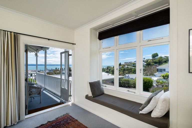 Photo of property in 8 Goldsmith Terrace, Hospital Hill, Napier, 4110