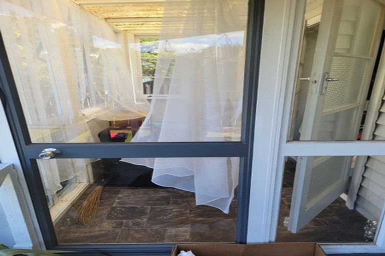 Photo of property in 1/72 Gloucester Road, Manurewa, Auckland, 2102