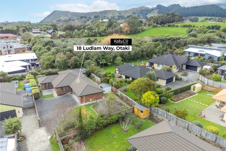 Photo of property in 18 Ludlam Way, Otaki, 5512
