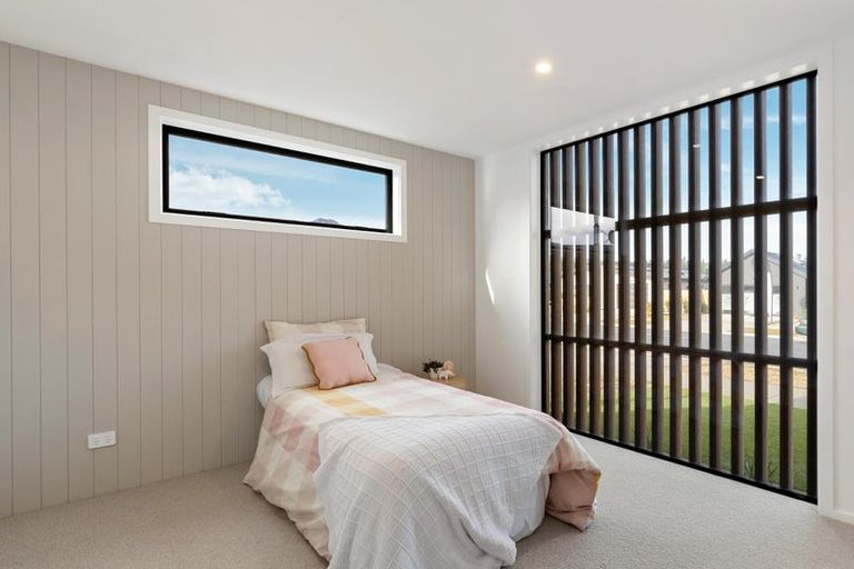 Photo of property in 70 Longview Drive, Lake Hawea, 9382