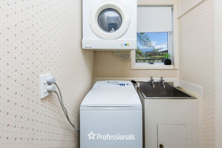 Photo of property in 57 Routley Crescent, Elderslea, Upper Hutt, 5018