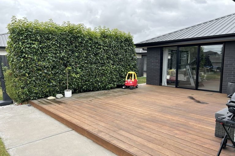 Photo of property in 1 Fountain Place, Rolleston, 7614