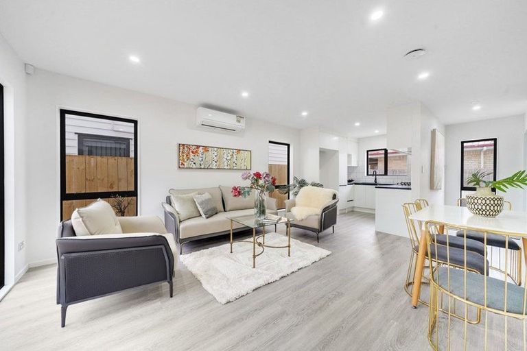 Photo of property in 115b Russell Road, Manurewa, Auckland, 2102