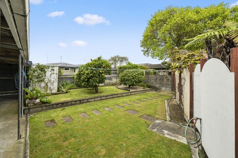 Photo of property in 7 Piper Place, Roslyn, Palmerston North, 4414