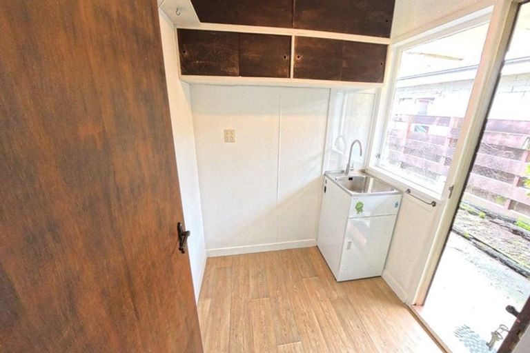 Photo of property in 11 Anaru Place, Awapuni, Palmerston North, 4412