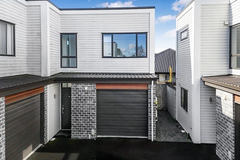 Photo of property in 10/3 Korimako Street, Frankton, Hamilton, 3204