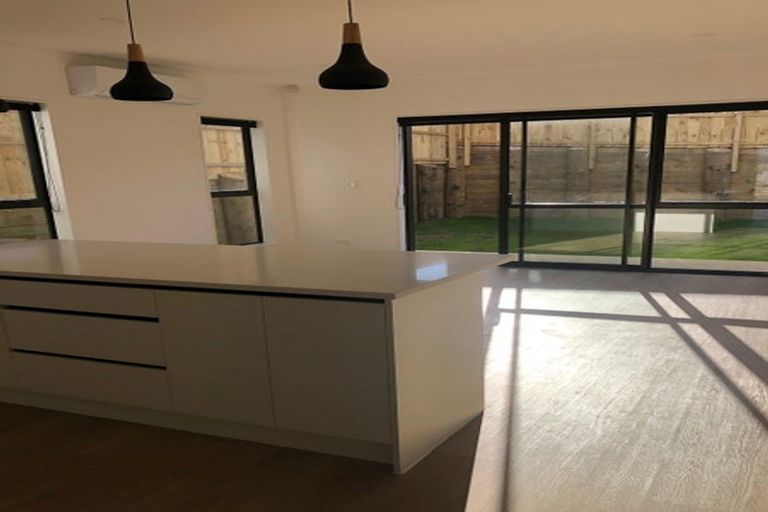 Photo of property in 21 Ta Moko Drive, Gulf Harbour, Whangaparaoa, 0930