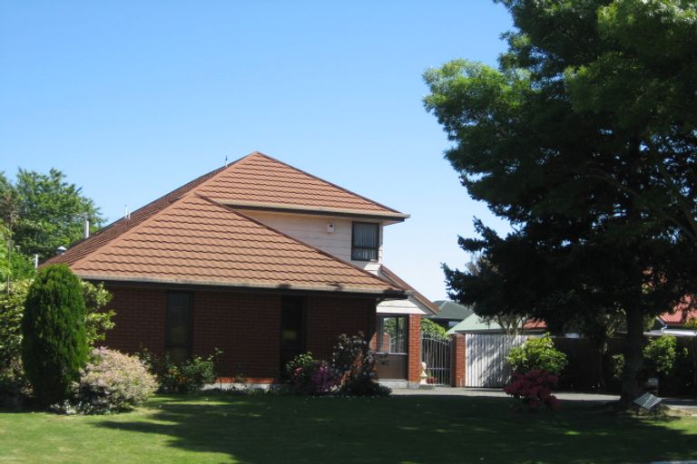 Photo of property in 18 Elvira Court, Bishopdale, Christchurch, 8053