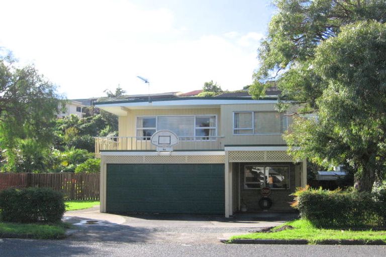 Photo of property in 66 Hattaway Avenue, Bucklands Beach, Auckland, 2012