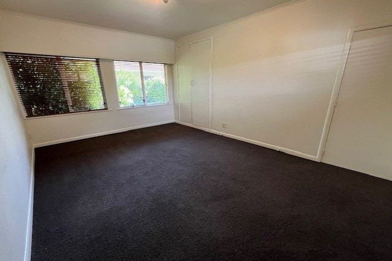 Photo of property in 53 Granger Road, Cockle Bay, Auckland, 2014