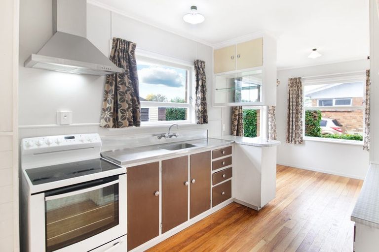 Photo of property in 73 Lewis Street, Glenview, Hamilton, 3206