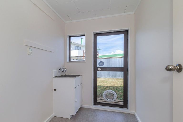 Photo of property in 131b Queen Street West, Levin, 5510
