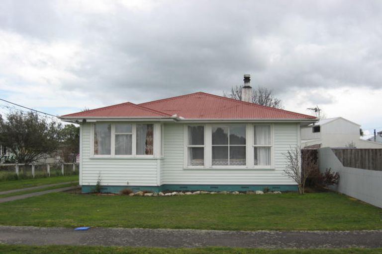 Photo of property in 68 Stuart Crescent, Masterton, 5810