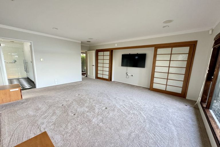 Photo of property in 10 Marine Terrace, Bayswater, Auckland, 0622