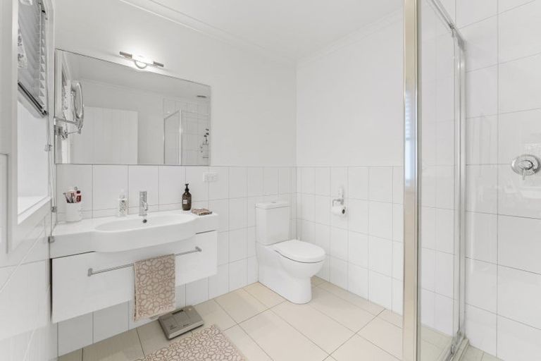 Photo of property in 11 Byron Brown Place, Otaki Beach, Otaki, 5512