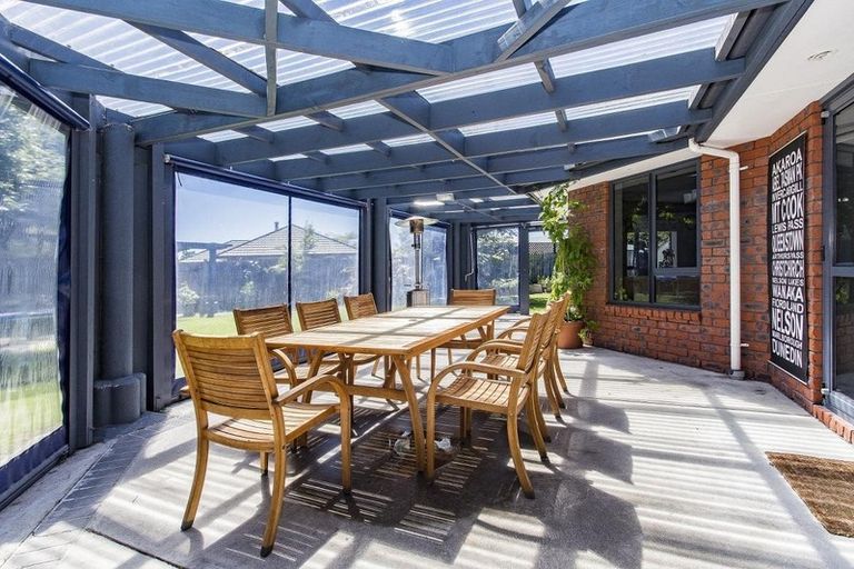 Photo of property in 22 Welsford Street, Woodend, 7610