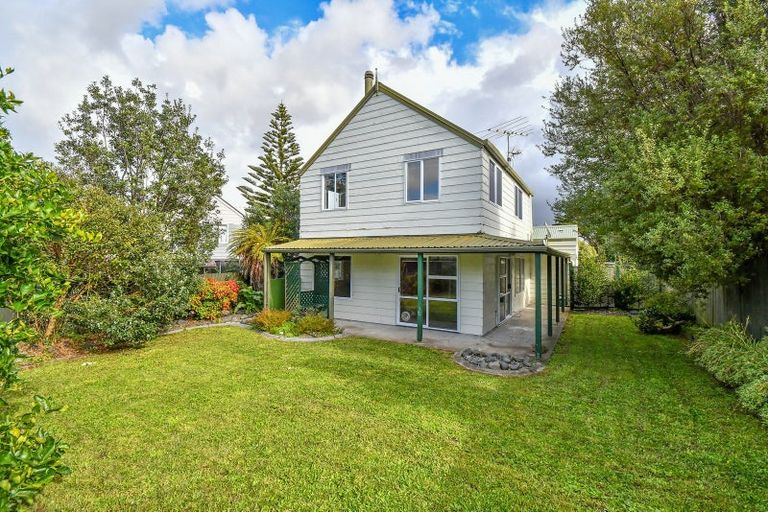 Photo of property in 56b Youngs Road, Papakura, 2110