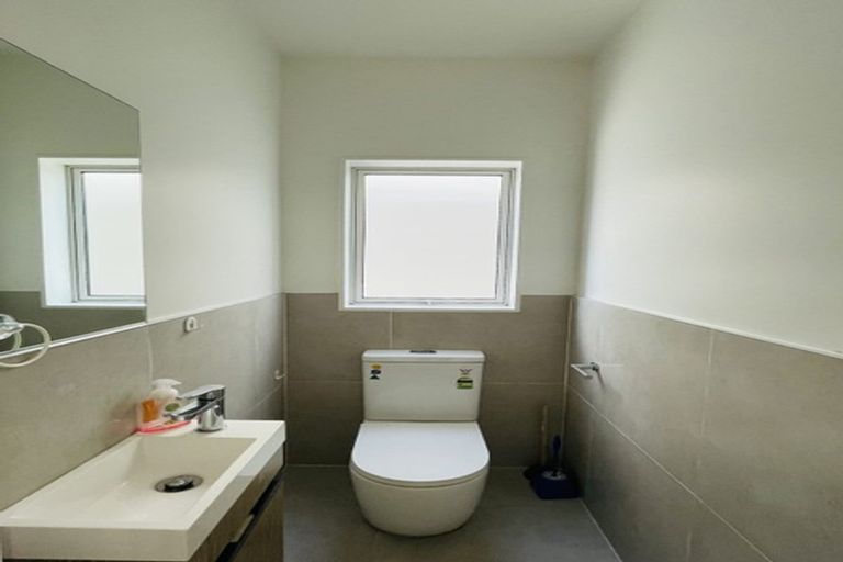 Photo of property in 64 Craigs Way, Hobsonville, Auckland, 0616