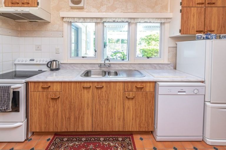 Photo of property in 17 Tulloch Street, Saint Johns Hill, Whanganui, 4500