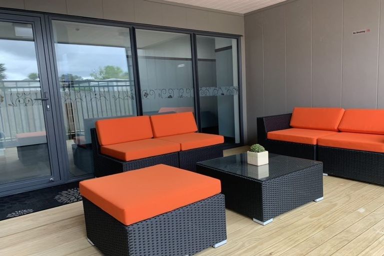 Photo of property in 6 Brookfield Avenue, Onehunga, Auckland, 1061