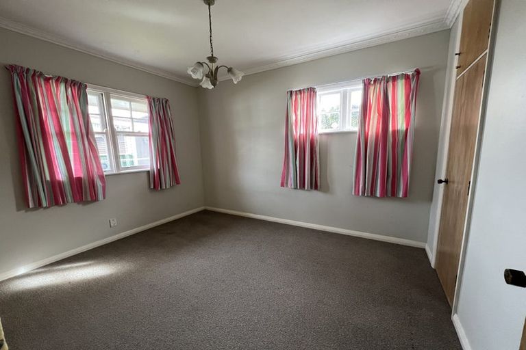 Photo of property in 2 Burnton Street, Epuni, Lower Hutt, 5011
