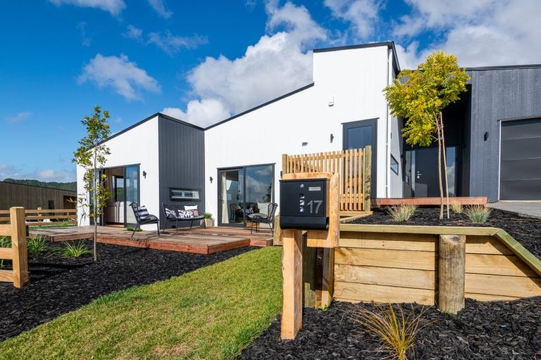 Photo of property in 17 Tunarau Street, Raglan, 3225