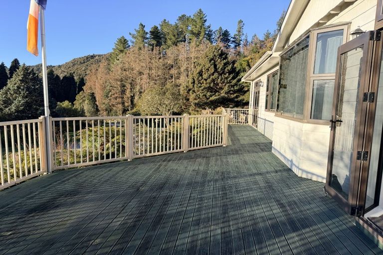 Photo of property in 9 Rosstown Road, Reefton, 7830