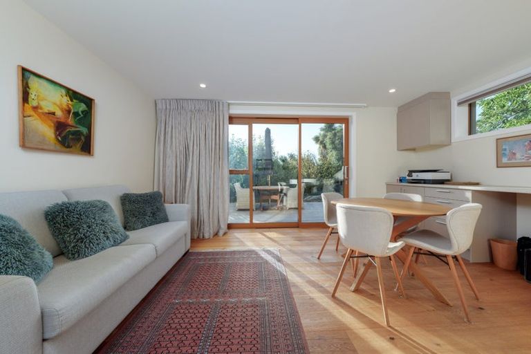 Photo of property in 337 Beacon Point Road, Wanaka, 9305