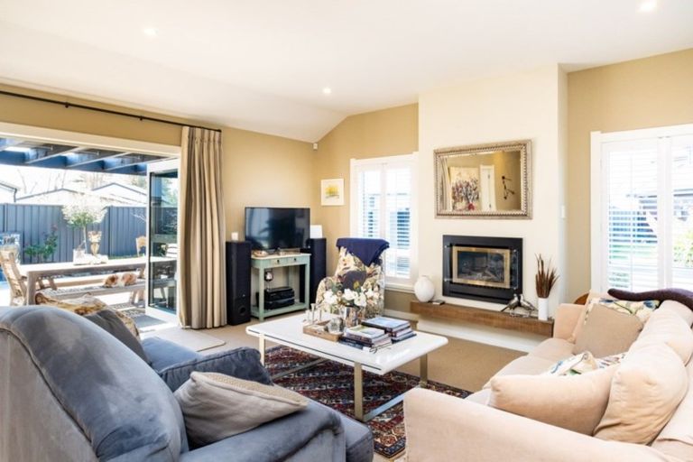 Photo of property in 5 Raven Grove, Havelock North, 4130