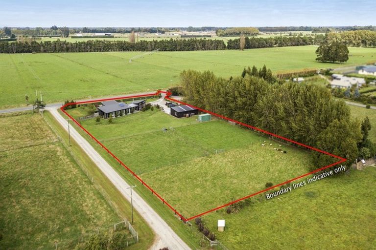 Photo of property in 48 Gressons Road, Waikuku, Rangiora, 7473