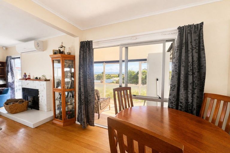 Photo of property in 212 Waikiekie Road, Thames, 3500
